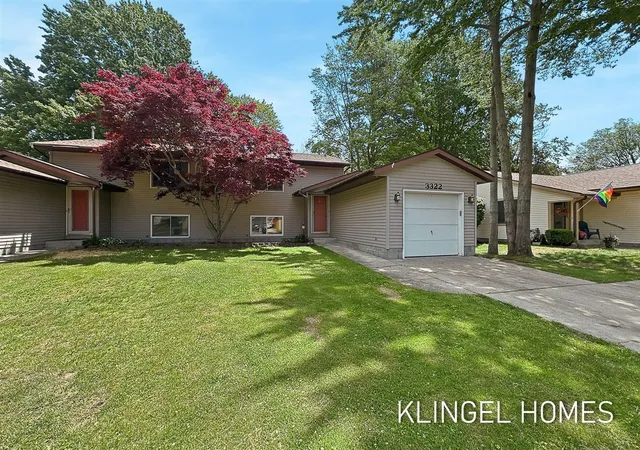 Homes for sale in Muskegon, MI | 3322 Germaine Rd, Muskegon, MI 49441 | MLS# 70536139