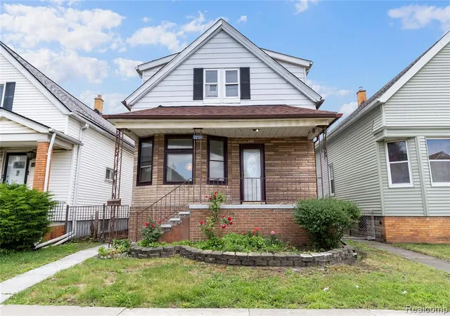 Homes for sale in Hamtramck, MI | 2200 Belmont St, Hamtramck, MI 48212 | MLS# 61003829