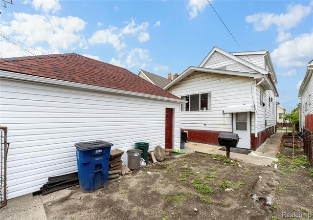 Homes for sale in Hamtramck, MI | 2200 Belmont St, Hamtramck, MI 48212 | MLS# 61003829