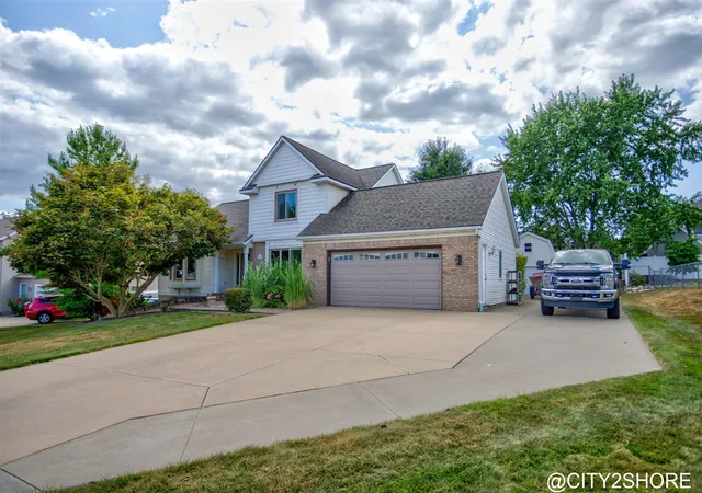 1st image of 6719 Crown Point Dr, Hudsonville, MI 49426 | MLS# 70548037