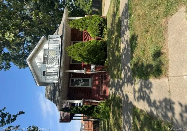 2nd image of 18647 Robert St, Melvindale, MI 48122 1461 | MLS# 61024269