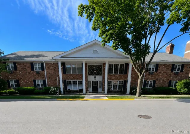 Photo 1 of Condo for sale at 555 Townsend St #203, Birmingham, MI 48009 1430 | MLS# 61011687 | Listing updated on 2026-08-25