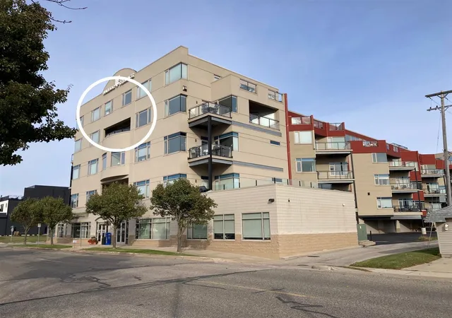 Homes for sale in Ludington, MI | 105 W Danaher St #401, Ludington, MI 49431 | MLS# 70525912