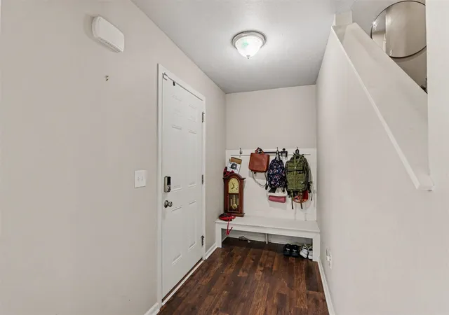 Photo 3 of Sale Pending at 231 Station Hill St, Galesburg, MI 49053 | MLS# 70546769 | Listing updated on 2026-09-15