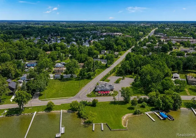 20th image of 42920 W 14 Mile Rd, Walled Lake, MI 48390 | MLS# 61018016