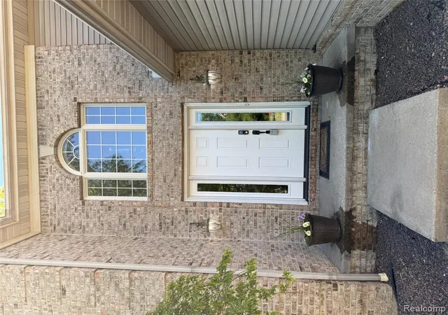 Photo 3 of Single family home for sale at 8318 Ml Pointe Ct, Goodrich, MI 48438 9313 | MLS# 60998093 | Listing updated on 2026-08-29