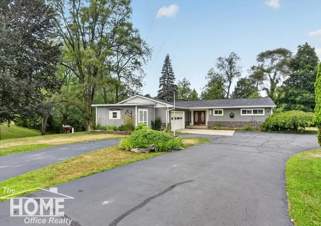 1st image of 1910 Lake Ct, Owosso, MI 48867 | MLS# 50209541