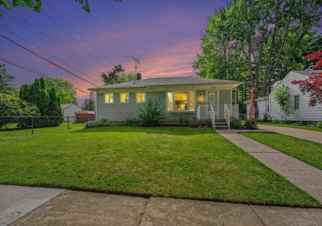 Homes for sale in Mount Clemens, MI | 1540 Westlawn St, Mount Clemens, MI 48043 | MLS# 50213466