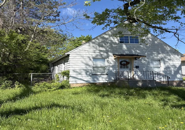 Homes for sale in Saginaw, MI | 2121 Sheridan Ave, Saginaw, MI 48601 | MLS# 70536233