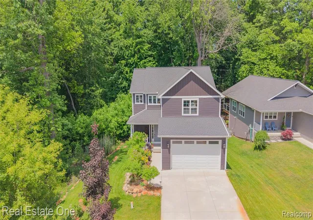 Homes for sale in Pinckney, MI | 3259 Rush Lake Rd, Pinckney, MI 48169 | MLS# 60998497