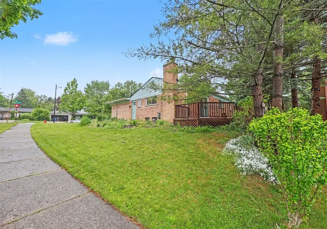 Homes for sale in Ann Arbor, MI | 2195 Steeplechase Dr, Ann Arbor, MI 48103 | MLS# 70534574