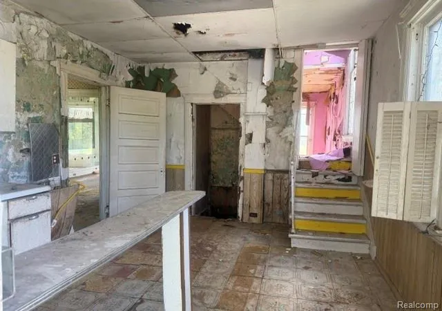 3rd image of 4246 Wabash St, Detroit, MI 48208 | MLS# 60993449