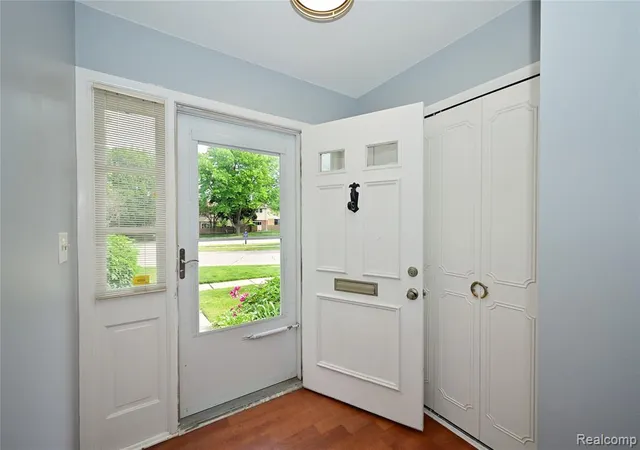Photo 2 of Condominium at 5177 Buckingham, Troy, MI 48098 | MLS# 60999334 |  | Sold on 2026-07-10