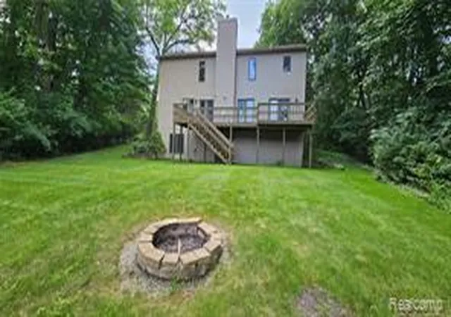 Homes for sale in Pinckney, MI | 448 Fairwood Rd, Pinckney, MI 48169 | MLS# 61009357
