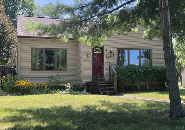 Photo 3 of Single family home for sale at 120 W Weston Rd, Morenci, MI 49256 | MLS# 50217522 | Listing updated on 2026-09-25