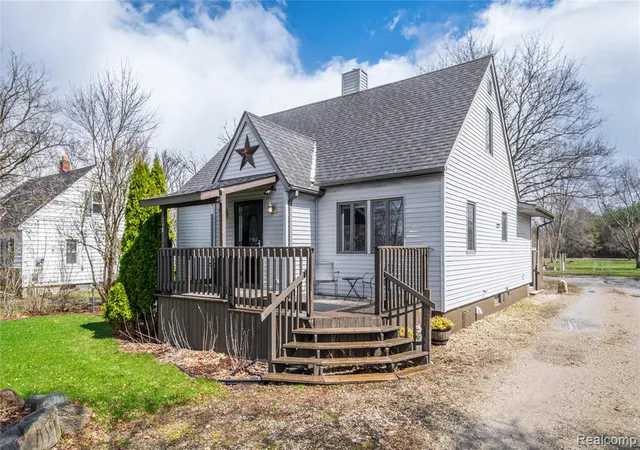 2nd image of 3253 S Vassar Rd, Davison, MI 48423 | MLS# 60981542