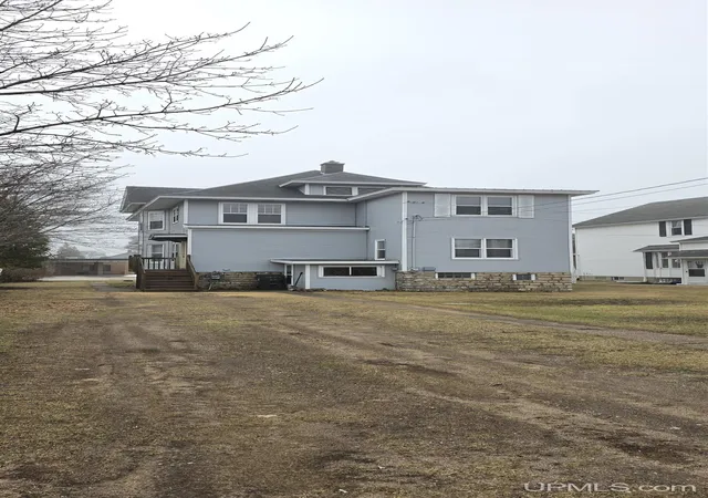 Homes for sale in Escanaba, MI | 1114 S 1st Ave, Escanaba, MI 49829 | MLS# 50203033
