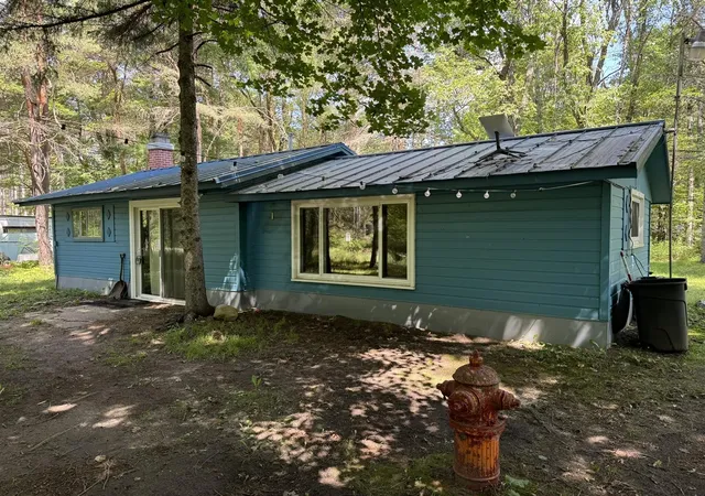 Homes for sale in Cadillac, MI | 5022 E State Rd, Cadillac, MI 49601 | MLS# 70539248
