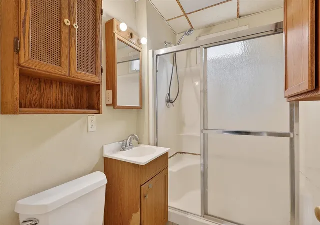 Homes for sale in Grand Rapids, MI | 1121 Crosby St, Grand Rapids, MI 49504 | MLS# 70533948