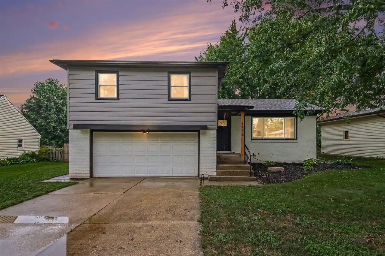 Photo 1 of Single family home for sale at 1455 Pickett St, Grand Rapids, MI 49508 | MLS# 70560311 | Listing updated on 2026-10-21