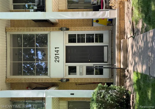 2nd image of 29141 Hayes Rd, Warren, MI 48088 | MLS# 60999692