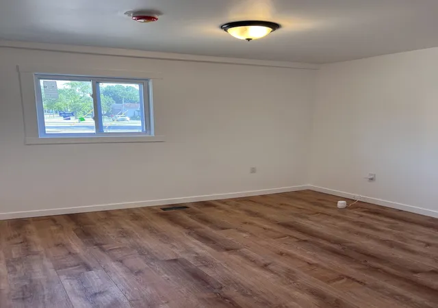 Photo 4 of Sale Pending at 629 Alger St, Owosso, MI 48867 | MLS# 50214367 | Listing updated on 2026-09-04