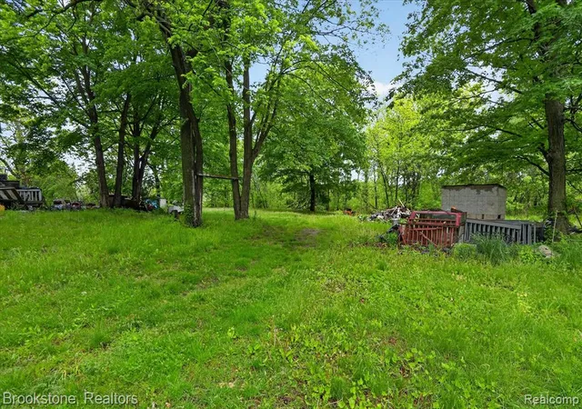 Homes for sale in Pleasant Lake, MI | 4658 E Territorial Rd, Pleasant Lake, MI 49272 | MLS# 60996076