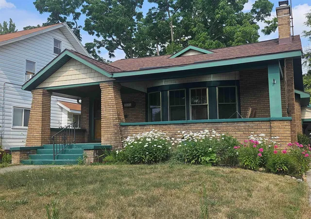 Photo 1 of Sale Pending at 2022 College Ave, Grand Rapids, MI 49507 | MLS# 50219494 | Listing updated on 2026-09-15