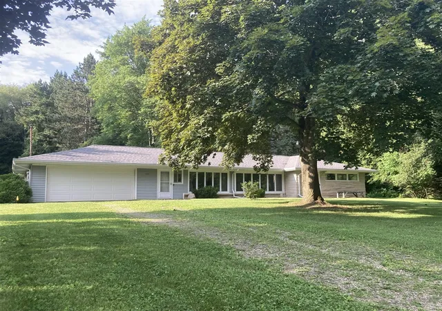 1st image of 5491 Hoag Rd, Battle Creek, MI 49015 | MLS# 70542372