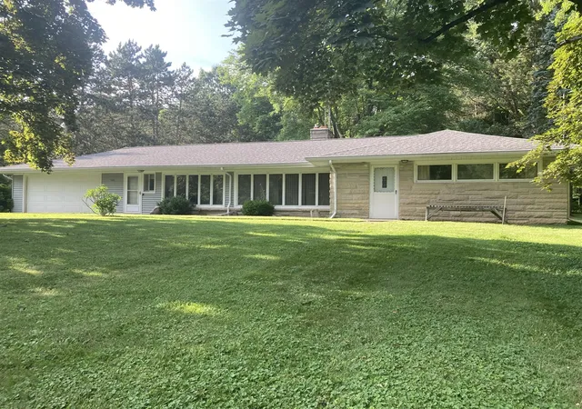 2nd image of 5491 Hoag Rd, Battle Creek, MI 49015 | MLS# 70542372