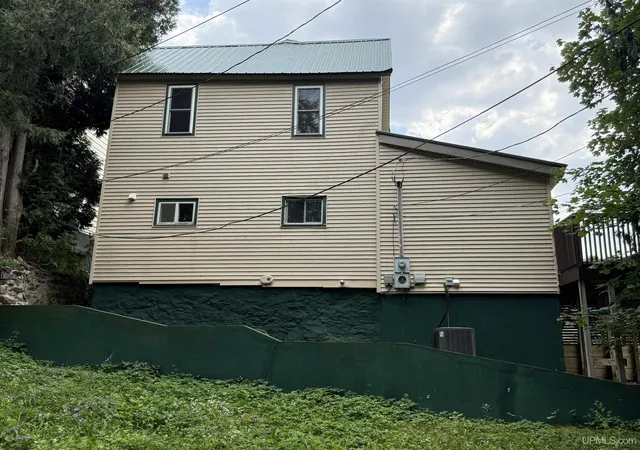 37th image of 306 W Ely St, Ishpeming, MI 49849 | MLS# 50218134
