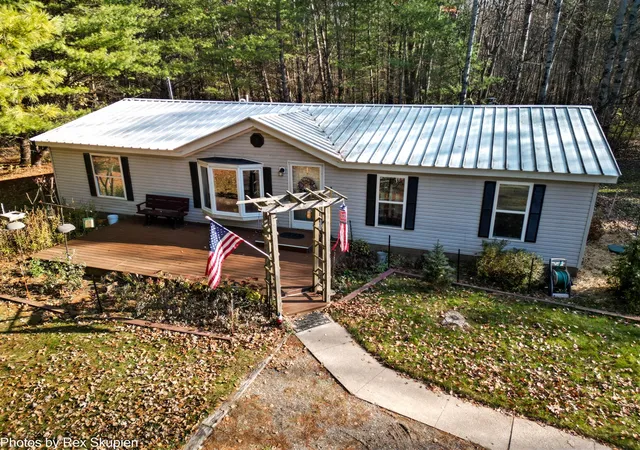 1st image of 7110 S Thornapple Ave, Newaygo, MI 49337 | MLS# 70504668