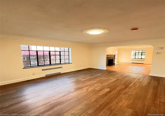 5th image of 12604 E Outer Dr, Detroit, MI 48224 | MLS# 60989593