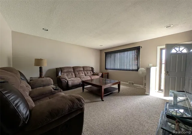 Photo 3 of Single family home for sale at 16318 Wellington Ave, Roseville, MI 48066 2308 | MLS# 60994709 | Listing updated on 2026-09-21