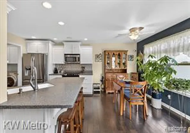 Listing Photo 5 - Condo for sale in building located at 717 Koreys Cir, Blissfield, MI 49228