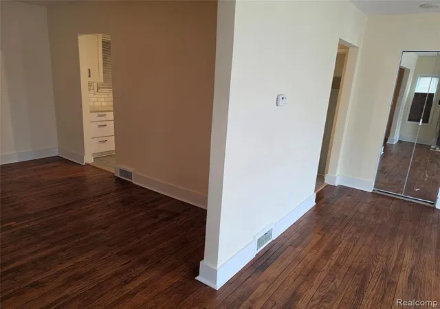 5th image of 18284 Hartwell St, Detroit, MI 48235 | MLS# 60978290