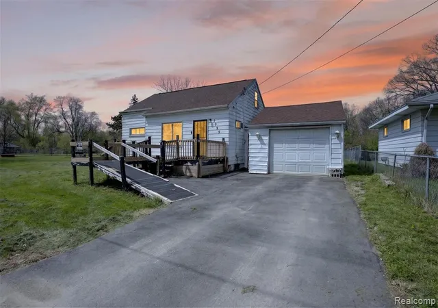 Single family home for sale at 3095 Maywood Dr, Flint, MI 48504 | MLS# 60972900 | Listing updated on 2026-08-17