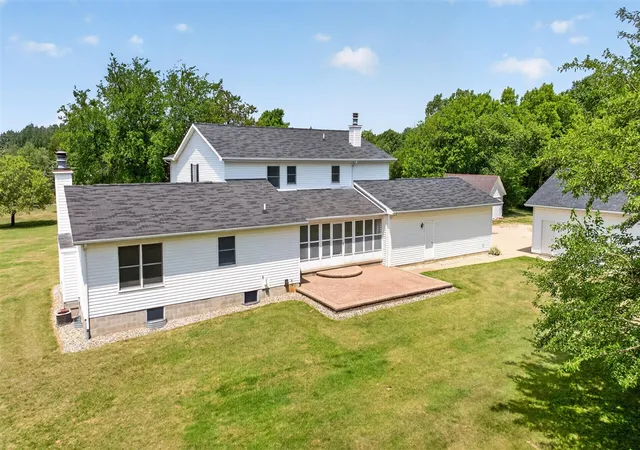 Photo 3 of Single family home for sale at 4001 Hoyer Rd, Jackson, MI 49201 | MLS# 70543722 | Listing updated on 2026-09-15