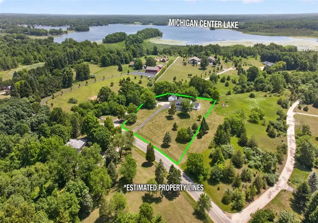 Photo 4 of Single family home for sale at 4001 Hoyer Rd, Jackson, MI 49201 | MLS# 70543722 | Listing updated on 2026-09-15