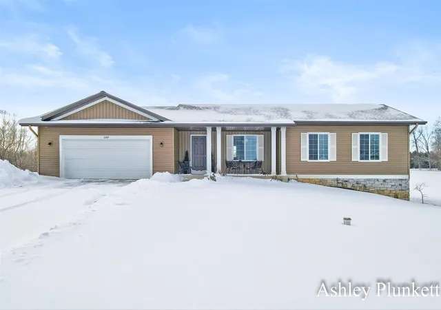 image of 12189 Beauterra Ln, Middleville, MI 49333 | MLS# 70512986