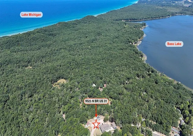 Photo 5 of Multi family home for sale at 9523 N Business 31, Pentwater, MI 49449 | MLS# 70555214 | Listing updated on 2026-08-28
