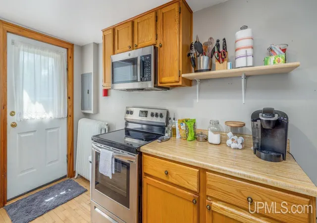 Homes for sale in Iron Mountain, MI | 1305 W B St, Iron Mountain, MI 49801 | MLS# 50180917