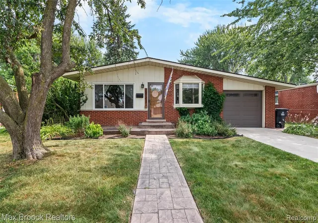 Photo 1 of Sale Pending at 30723 Lonnie Blvd, Westland, MI 48185 1708 | MLS# 61014195 | Listing updated on 2026-09-14