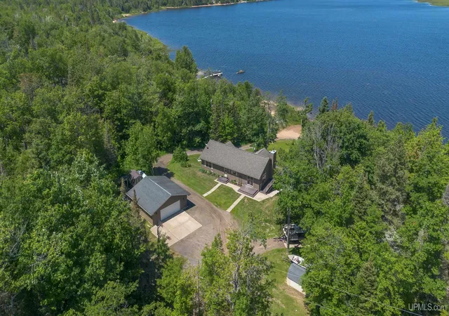 Homes for sale in Ishpeming, MI | 1110 Co Rd Ggg Rd, Ishpeming, MI 49849 | MLS# 50201711