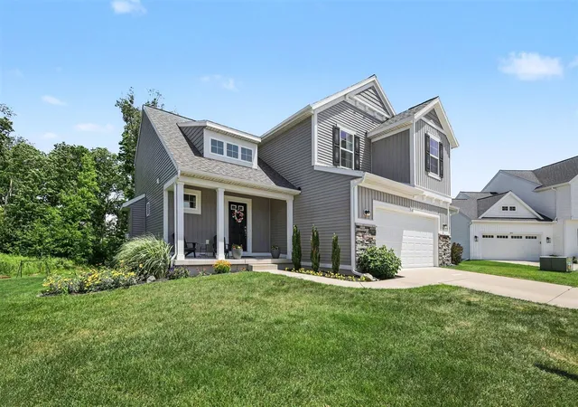 Homes for sale in Rockford, MI | 348 Park Pl Dr, Rockford, MI 49341 | MLS# 70543321