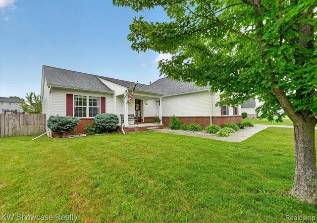 Homes for sale in Grand Blanc, MI | 8196 Loon Ln, Grand Blanc, MI 48439 | MLS# 61003540
