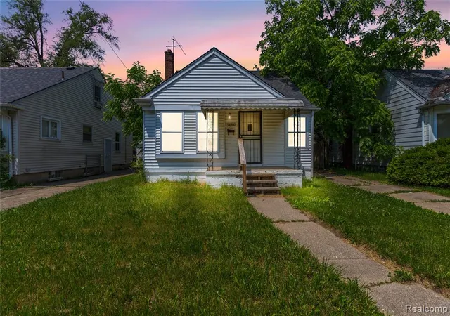 1st image of 18961 Pierson St, Detroit, MI 48219 | MLS# 60404593