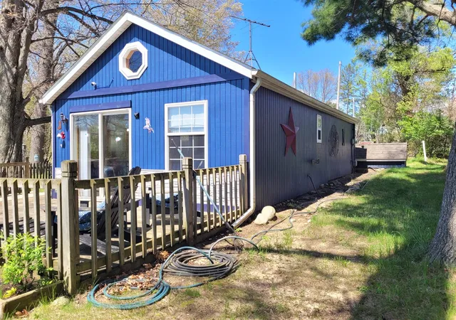 Homes for sale in Gobles, MI | 31421 County Road 388, Gobles, MI 49055 | MLS# 70528876