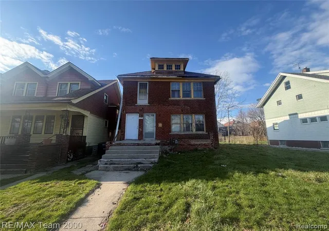 1st image of 4300 Larchmont St, Detroit, MI 48204 | MLS# 60981557