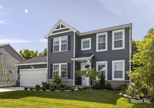 Homes for sale in Byron Center, MI | 8748 Prairie Stone Dr, Byron Center, MI 49315 | MLS# 70540487
